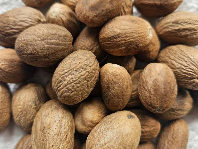 Nutmeg (Jaifal) 