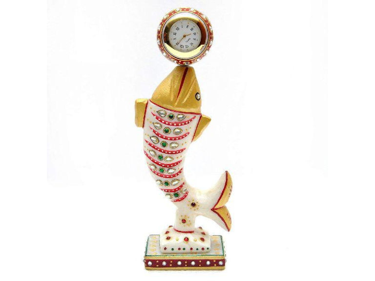 Showpiece Wall Clock Sculpture 